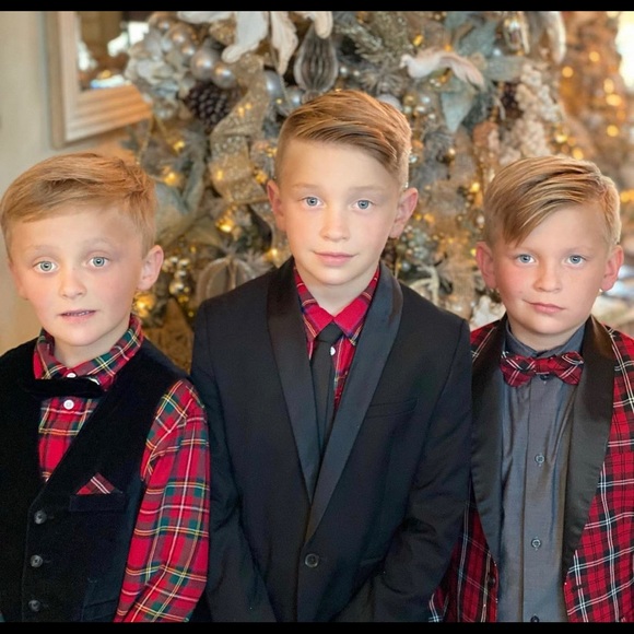 Meet your Posher, Holly - Picture 1 of 15